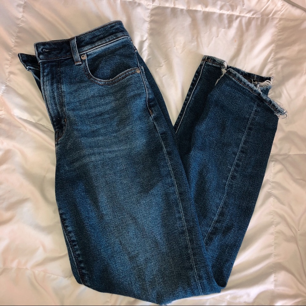 american eagle mom jeans